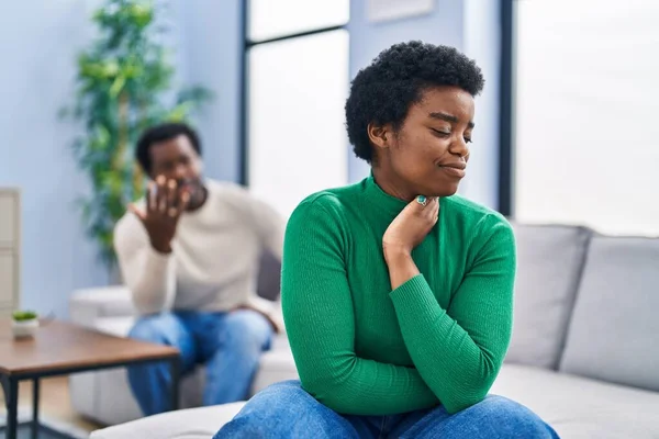 African American Man Woman Couple Arguing Problem Home — Stock Photo, Image