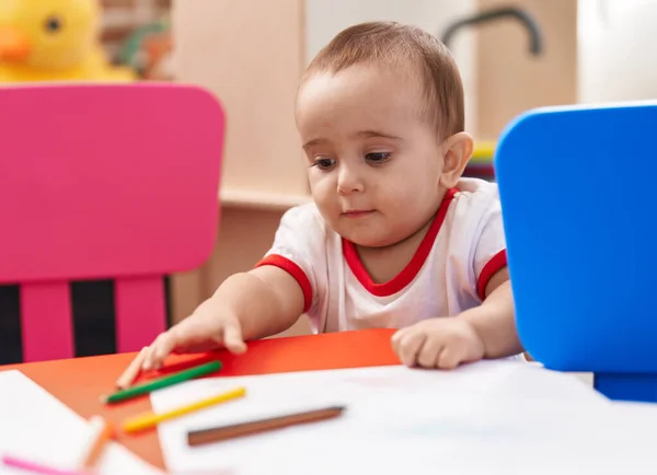 유치원에 색깔의 미취학 — 스톡 사진