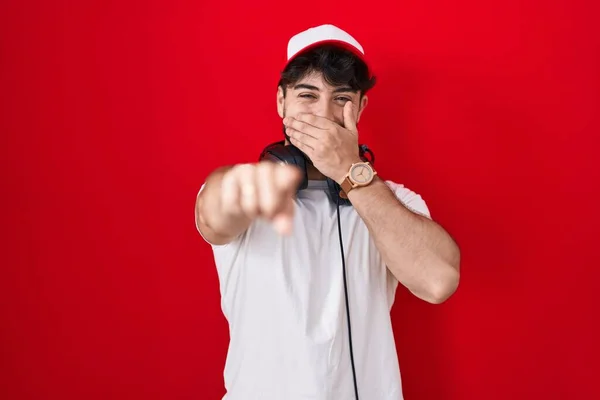 Hispanic Man Beard Wearing Gamer Hat Headphones Laughing You Pointing — Stock Photo, Image