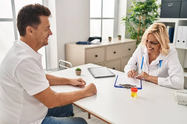 Middle Age Man Woman Doctor Patient Having Medical Consultation Clinic — Stock Photo, Image