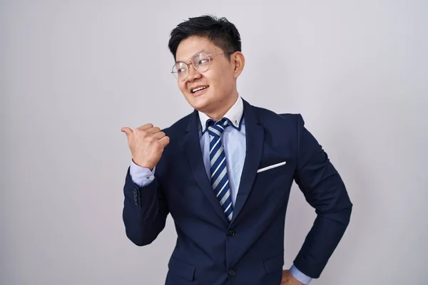 Young Asian Man Wearing Business Suit Tie Smiling Happy Face — Stockfoto
