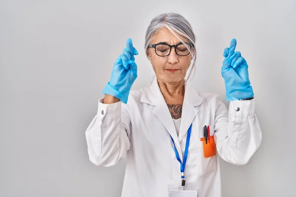 Middle Age Woman Grey Hair Wearing Scientist Robe Gesturing Finger — Photo
