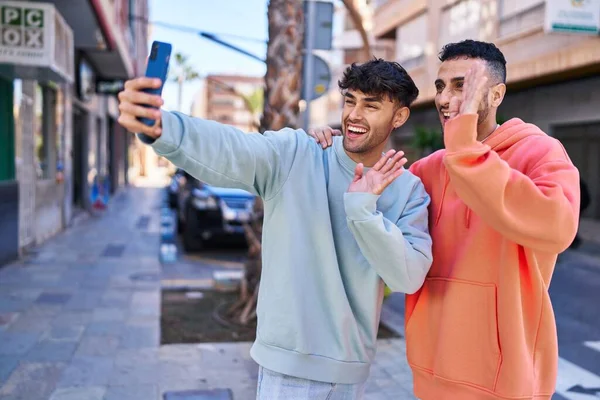 Two Man Couple Having Video Call Street — Stockfoto
