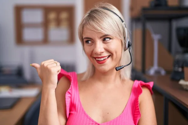 Young Caucasian Woman Wearing Call Center Agent Headset Smiling Happy — ストック写真