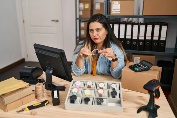 Jeune Femme Hispanique Qui Travaille Dans Commerce Électronique Petite Entreprise — Photo