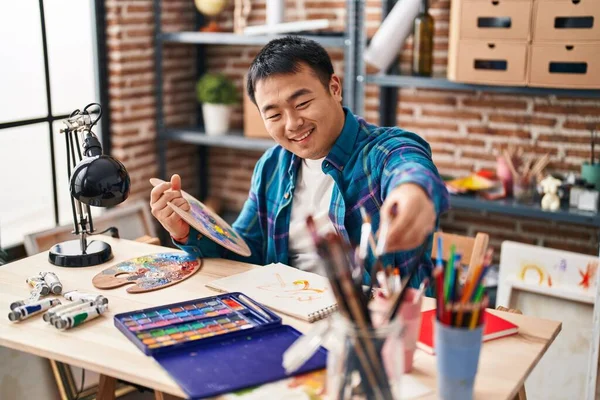 Young Chinese Man Artist Drawing Notebook Art Studio — Zdjęcie stockowe