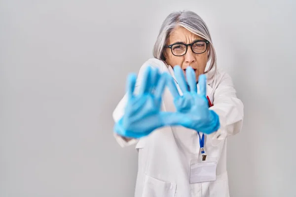 Middle Age Woman Grey Hair Wearing Scientist Robe Afraid Terrified — Zdjęcie stockowe