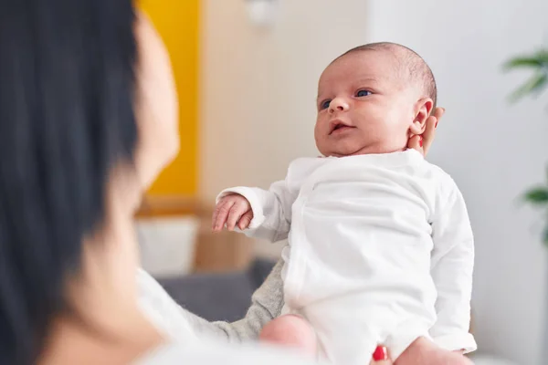 Adorable Caucasian Baby Mother Hands Home — Stockfoto