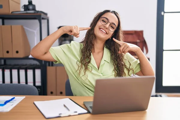 Young Hispanic Woman Working Office Wearing Glasses Smiling Cheerful Showing — Stock Photo, Image