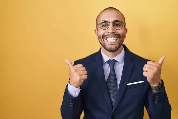 Hispanic Man Beard Wearing Suit Tie Success Sign Doing Positive — Stock fotografie