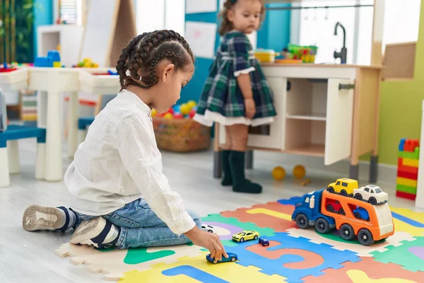 Brother Sister Playing Cars Toy Sitting Floor Kindergarten — Stockfoto