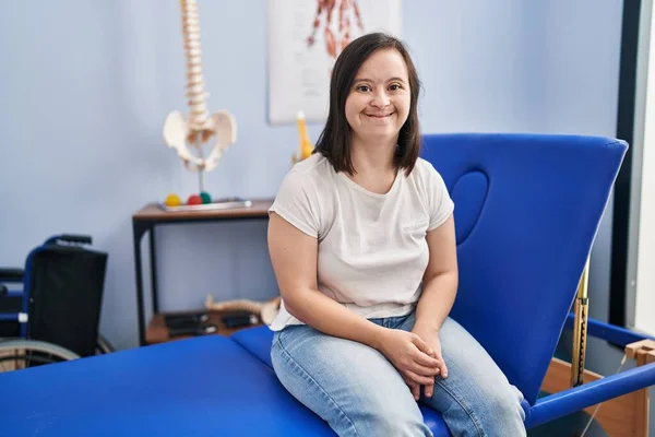 Hispanic Girl Syndrome Physiotherapy Clinic Looking Positive Happy Standing Smiling — Fotografia de Stock