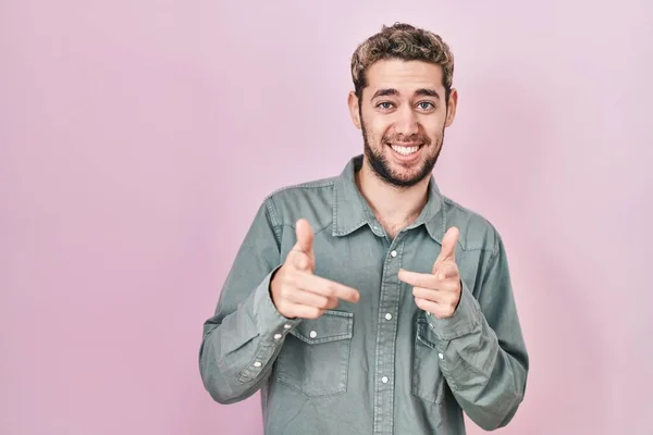Hispanic Man Beard Standing Pink Background Pointing Fingers Camera Happy — ストック写真