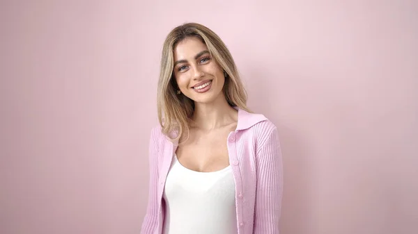 Young Blonde Woman Smiling Confident Standing Isolated Pink Background — kuvapankkivalokuva