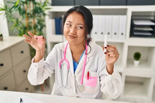 Young Asian Doctor Woman Holding Menstrual Cup Tampon Smiling Looking — ストック写真