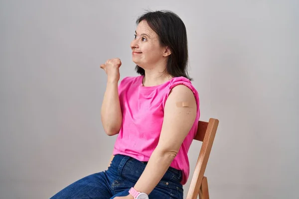 Woman Syndrome Wearing Band Aid Vaccine Injection Pointing Thumb Side — 图库照片