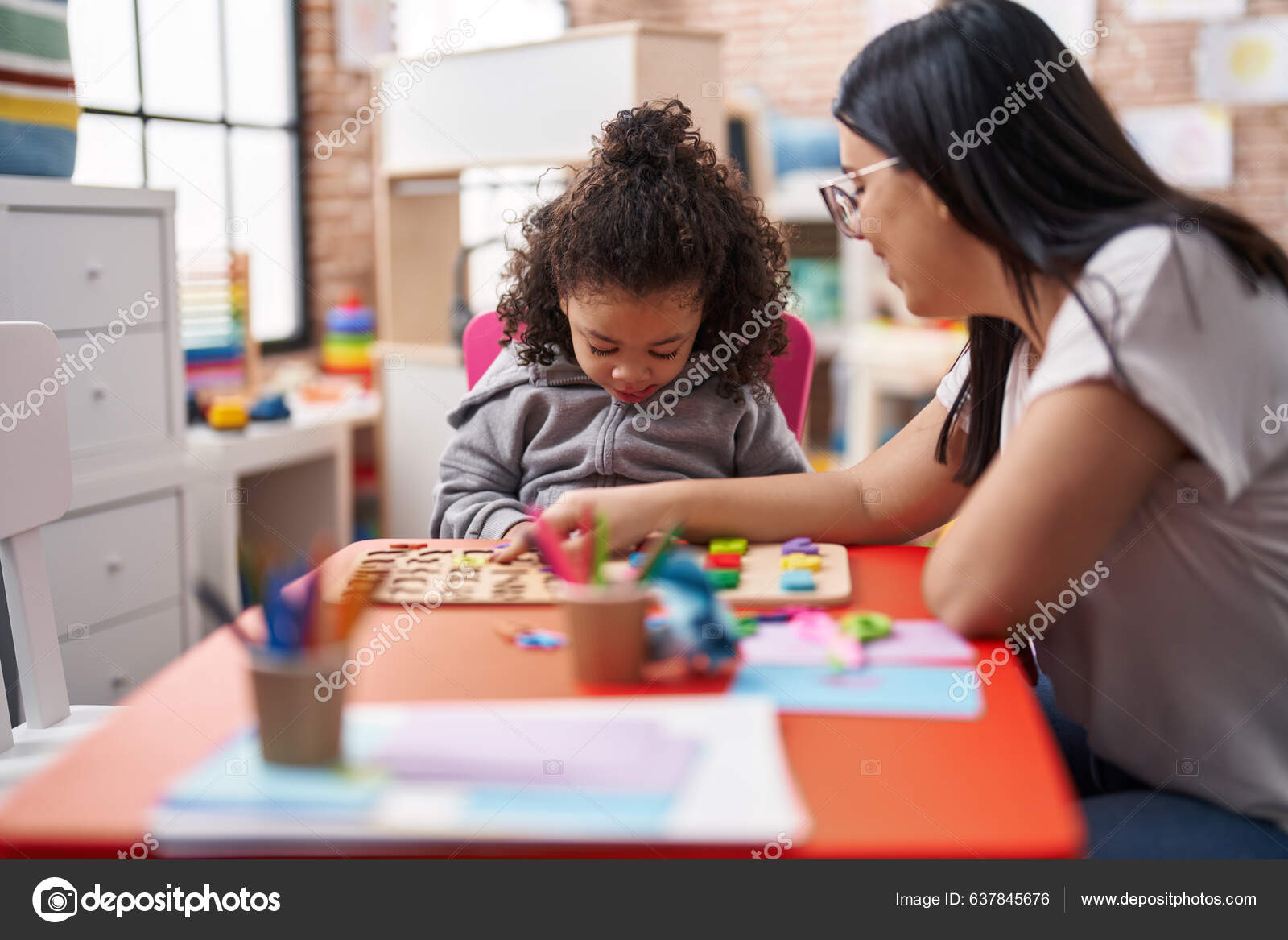 Jogo De Quebra-cabeças Para Crianças Da Pré-escola Com Trator