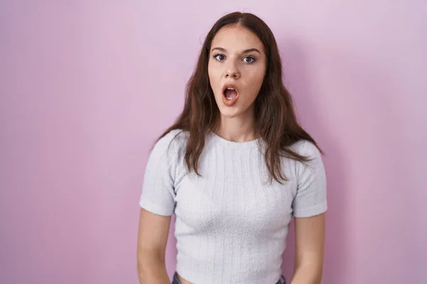Young Hispanic Girl Standing Pink Background Shock Face Looking Skeptical — Stock fotografie