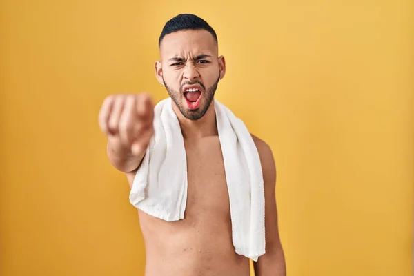 Young Hispanic Man Standing Shirtless Towel Pointing Displeased Frustrated Camera — ストック写真
