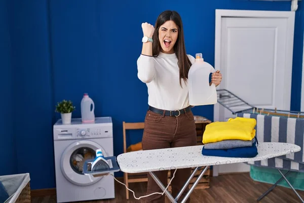 Young Brunette Woman Folded Laundry Ironing Annoyed Frustrated Shouting Anger — Stok fotoğraf