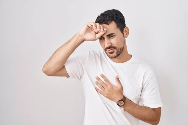 Handsome Hispanic Man Standing White Background Touching Forehead Illness Fever — Stockfoto