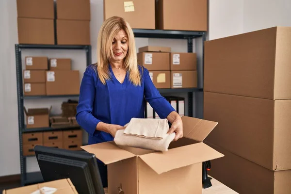 Middle Age Blonde Woman Working Small Business Ecommerce Depressed Worry — Stockfoto