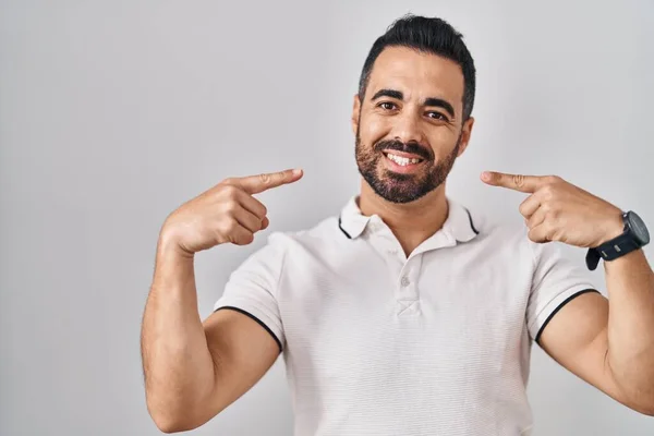 Young Hispanic Man Beard Wearing Casual Clothes White Background Smiling — Stock fotografie