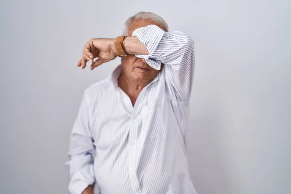 Senior Man Grey Hair Standing Isolated Background Covering Eyes Arm — Fotografia de Stock
