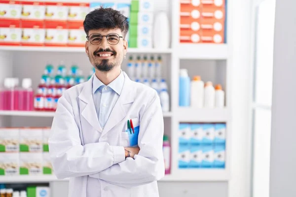 Young Hispanic Man Pharmacist Smiling Confident Standing Arms Crossed Gesture — Stockfoto