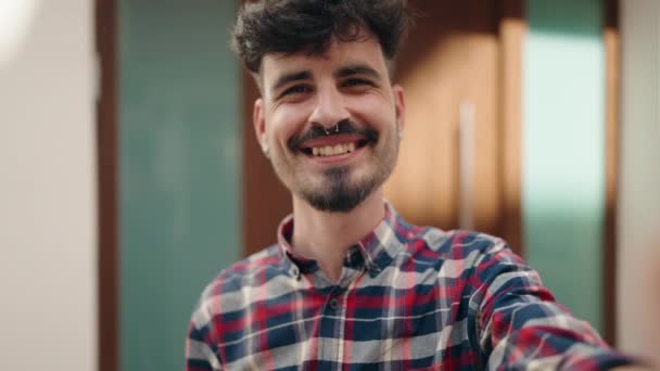 Young Hispanic Man Having Video Call Holding Key New Home — Stockvideo