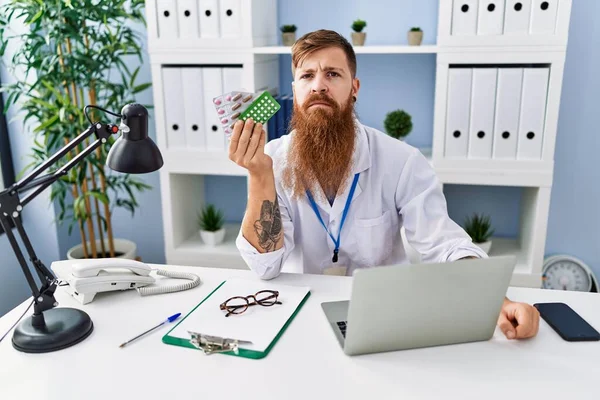 Redhead Man Long Beard Wearing Doctor Uniform Holding Prescription Pills — Stock Photo, Image