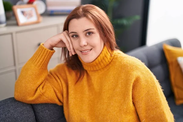Young Beautiful Size Woman Smiling Confident Sitting Sofa Home — Fotografia de Stock