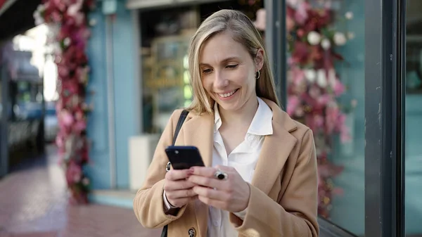 Young Blonde Woman Smiling Confident Using Smartphone Coffee Shop Terrace — стоковое фото