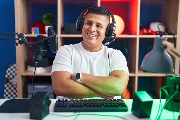 Young Hispanic Man Playing Video Games Happy Face Smiling Crossed — Foto Stock