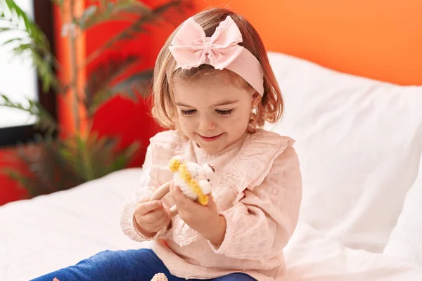 Adorable Blonde Toddler Playing Toys Sitting Bed Bedroom — Stock Photo, Image