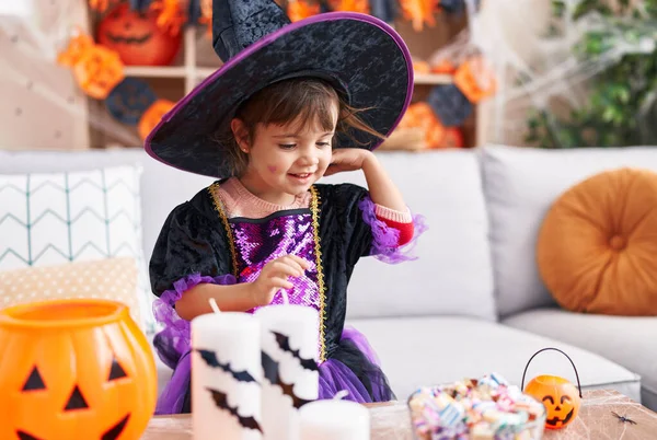 Adorable Hispanic Girl Smiling Confident Wearing Halloween Costume Home — Foto de Stock