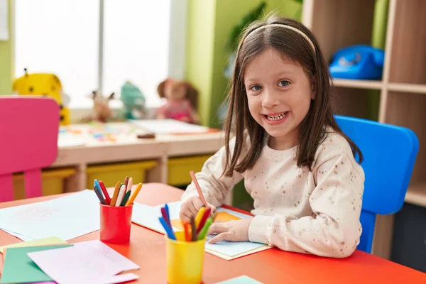 Adorable Hispanic Girl Preschool Student Sitting Table Drawing Paper Kindergarten — Photo