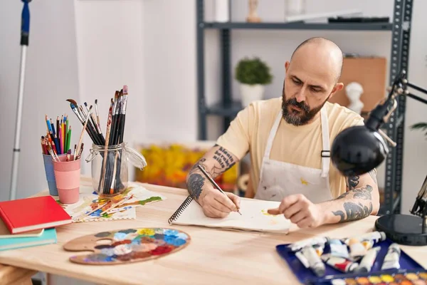 Young Bald Man Artist Drawing Notebook Art Studio — Stock Photo, Image