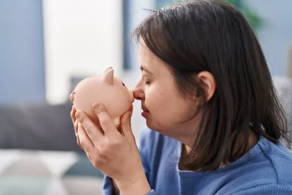Young Woman Syndrome Holding Piggy Bank Sitting Sofa Home — Foto Stock