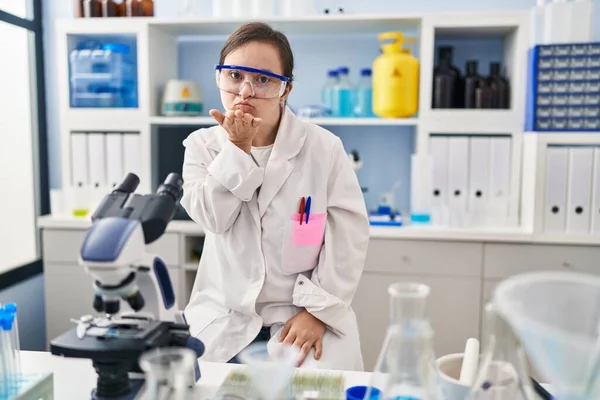 Hispanic Girl Syndrome Working Scientist Laboratory Looking Camera Blowing Kiss — Photo