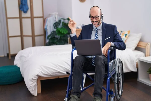 Hispanic Man Beard Sitting Wheelchair Doing Business Video Call Smiling — Stock Photo, Image
