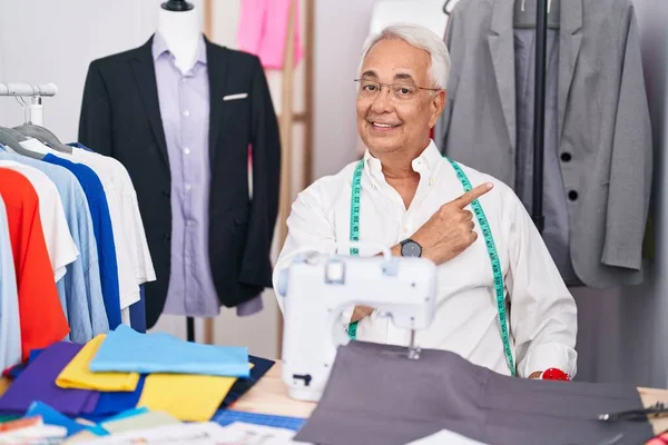 Middle Age Man Grey Hair Dressmaker Using Sewing Machine Big — 图库照片