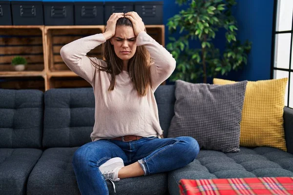 Beautiful Woman Sitting Sofa Home Suffering Headache Desperate Stressed Because — 图库照片