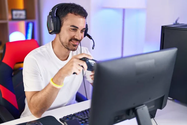 Young Hispanic Man Streamer Playing Video Game Using Joystick Gaming —  Fotos de Stock