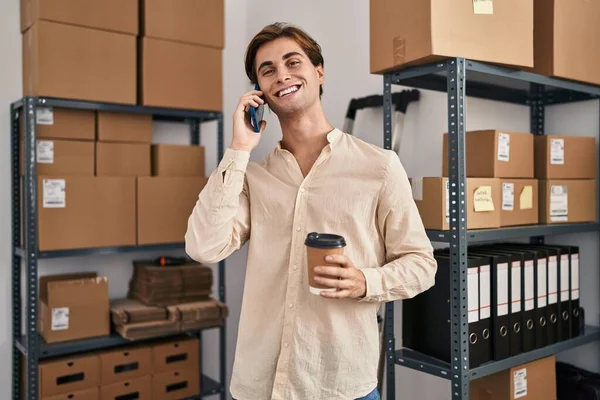 Young Caucasian Man Ecommerce Business Worker Talking Smartphone Drinking Coffee — Stock fotografie