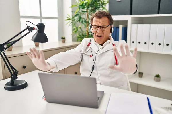 Senior Doctor Man Working Online Appointment Doing Stop Gesture Hands — Fotografia de Stock