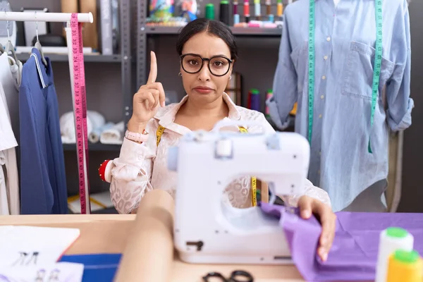 Young Arab Woman Dressmaker Designer Working Atelier Pointing Looking Sad — Stock Photo, Image