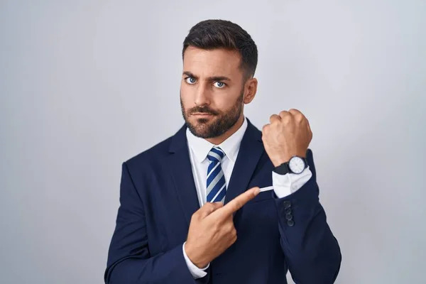 Handsome Hispanic Man Wearing Suit Tie Hurry Pointing Watch Time — Stock Photo, Image
