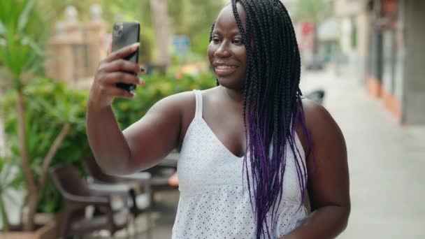 African American Woman Smiling Confident Having Video Call Coffee Shop — Stock Video
