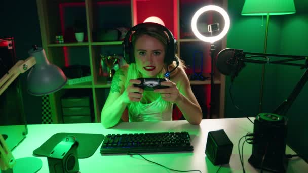 Young Beautiful Hispanic Woman Streamer Playing Video Game Using Joystick — Vídeos de Stock